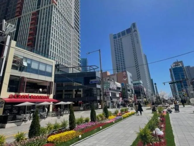 Elbon The -